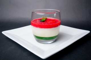Panna Cotta Tricolore con envase
